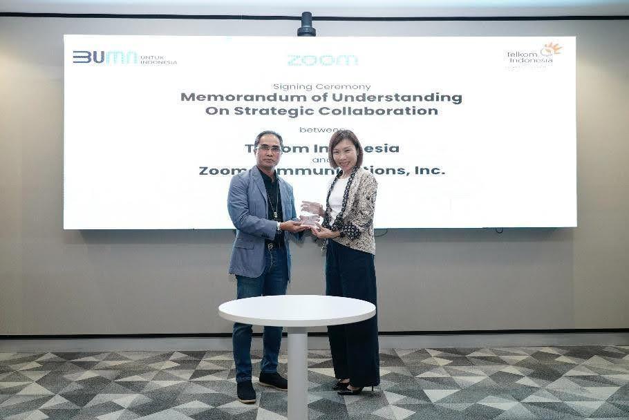 Telkom dan Zoom Kerja Sama Hadirkan Solusi AI untuk Pasar B2B