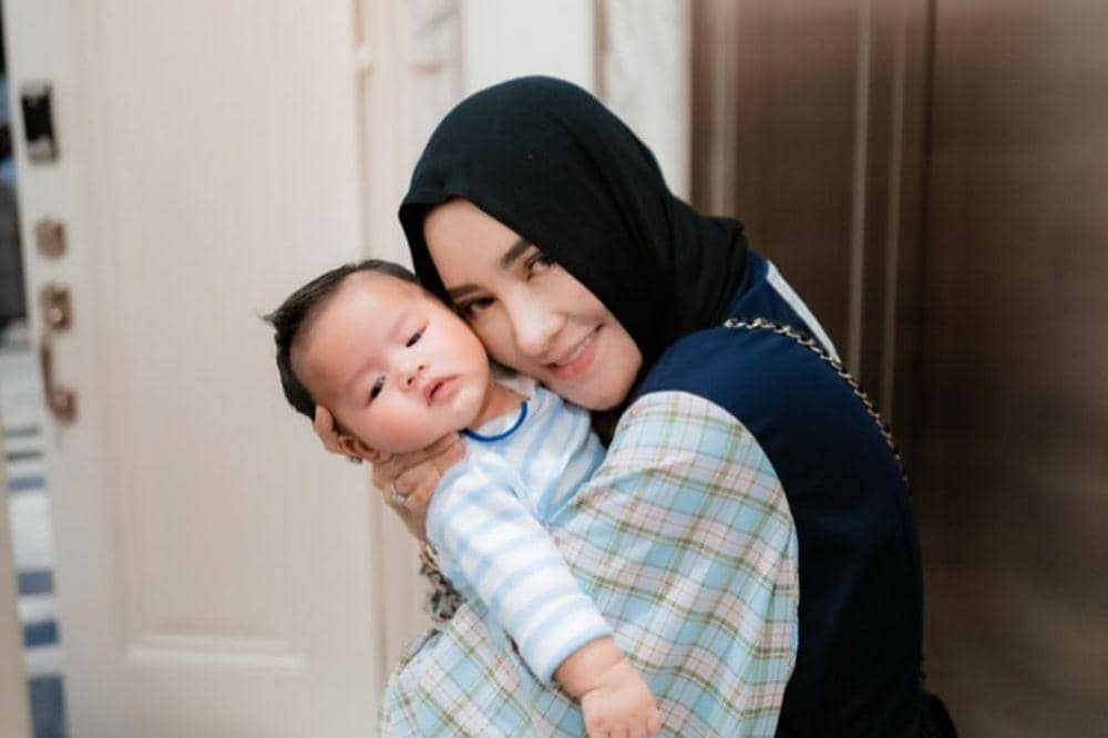 9 Foto Jyab Anak Shandy Purnamasari dalam Berbagai Ekspresi Gemas