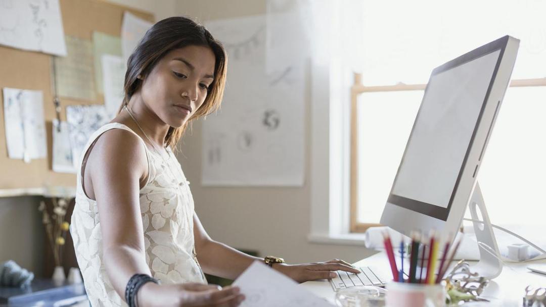 https://cdn.idntimes.com/content-images/post/20170630/ways-to-make-working-at-home-work-for-you-5634123911af5aa819ed446e56f743ad.jpg