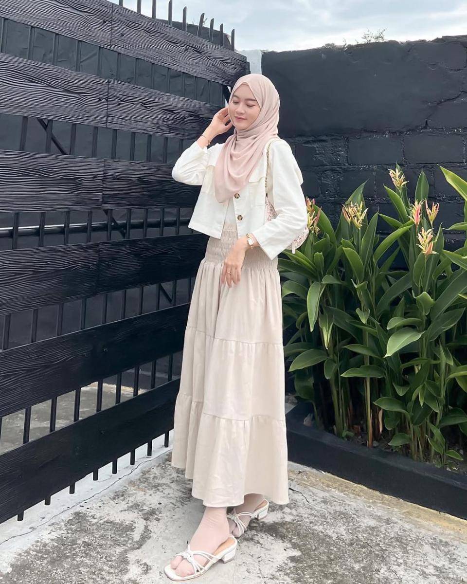 Dinda Halim (instagram.com/dindarizkyrmd)