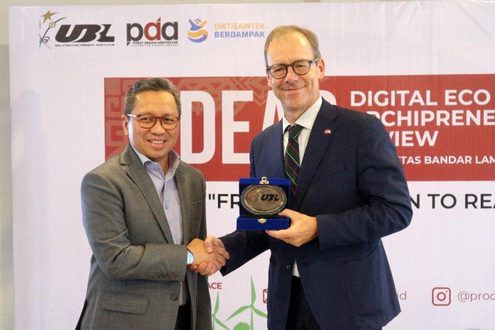 Dubes Swiss Kunjungi UBL, Dorong Kolaborasi Arsitektur Hijau Teknologi
