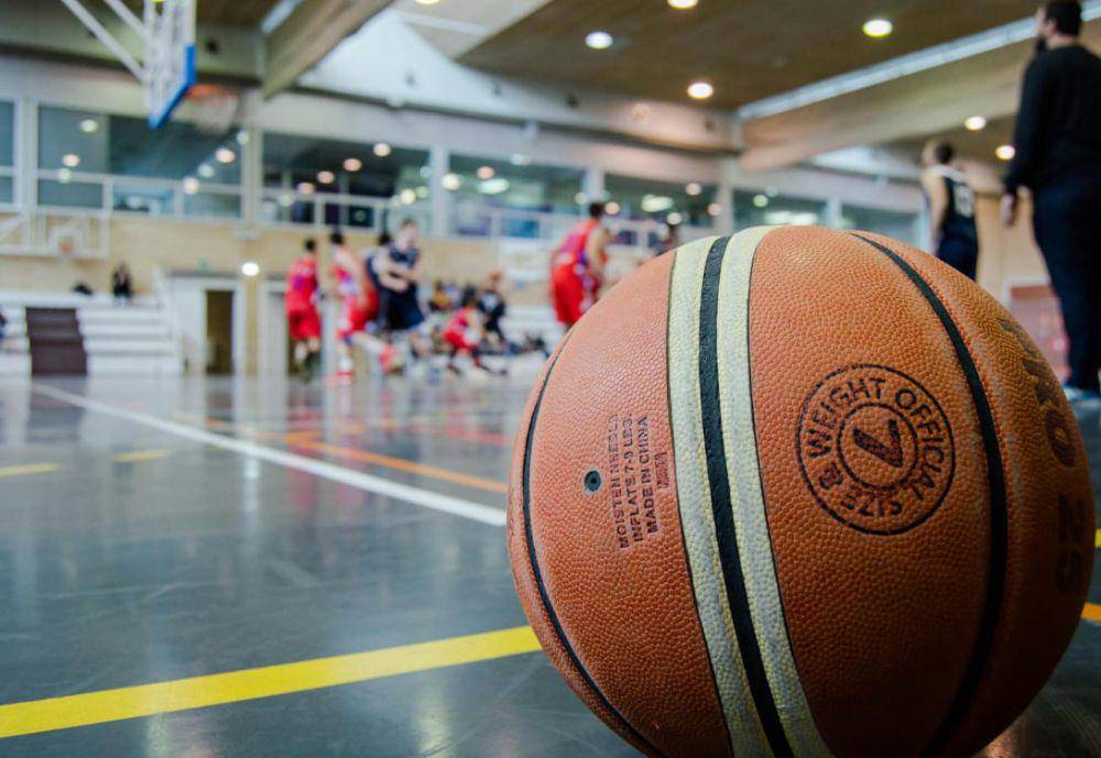 Bola basket (pexels.com/BK Aguilar)
