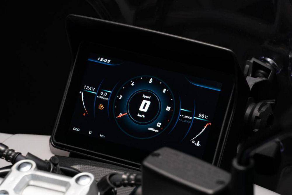 Ilustrasi layar TFT 7 inci Motor Keeway XDV125 EVO PRO (keeway.com)