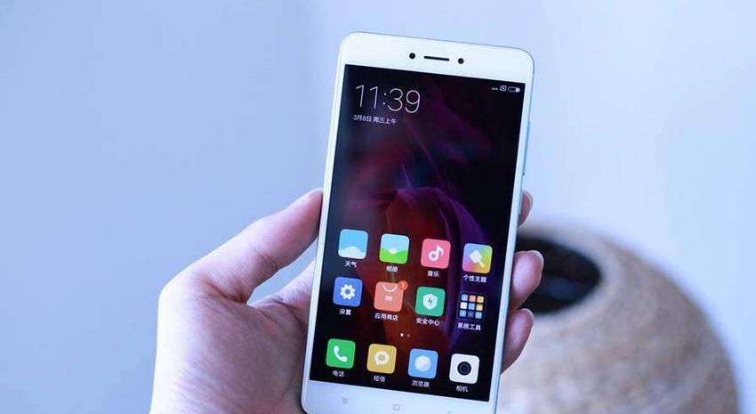https://cdn.idntimes.com/content-images/post/20170529/xiaomi-redmi-4x-f0e8c54acf57f77e66a3c107469f85fa.jpg