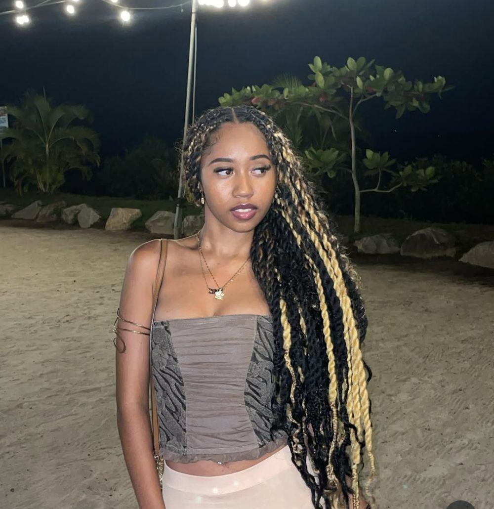 7 Potret Chenella Rozendaal Miss World Suriname 2025, Memukau!