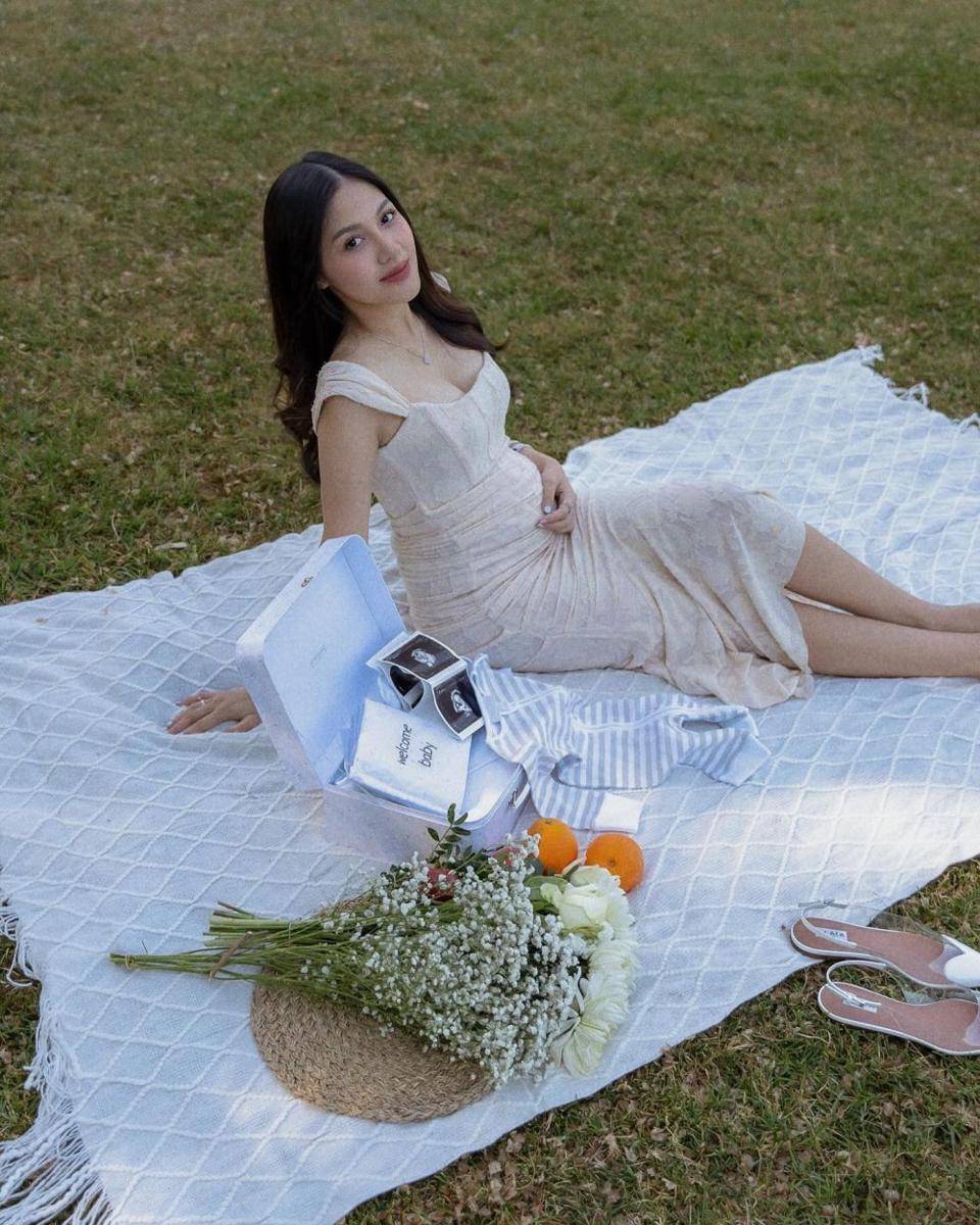Shasa Zhania umumkan kehamilan (Instagram.com/shazhaniaa)