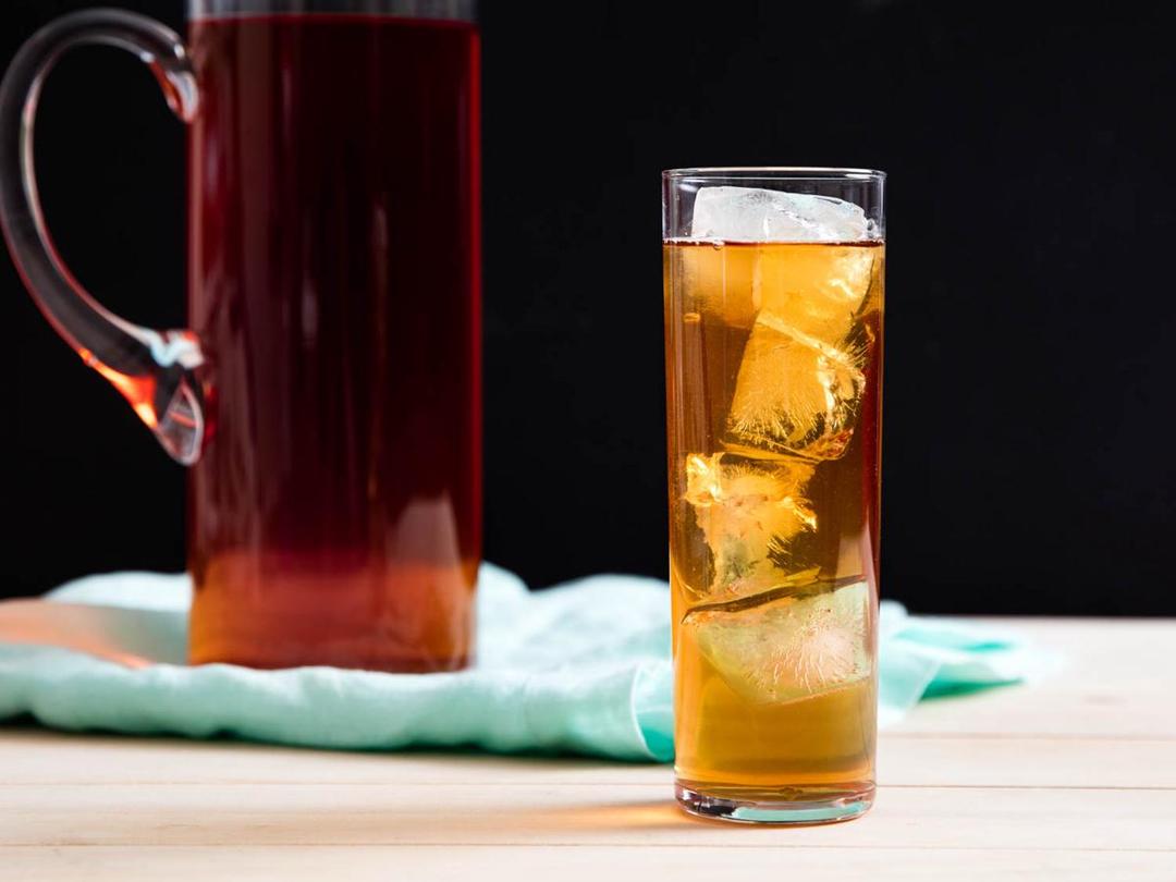 https://cdn.idntimes.com/content-images/post/20170604/20160621-cold-brew-iced-tea-vicky-wasik-4-thumb-1500xauto-432681-918e5196f071eaea8ff1d7992c7e49fc.jpg