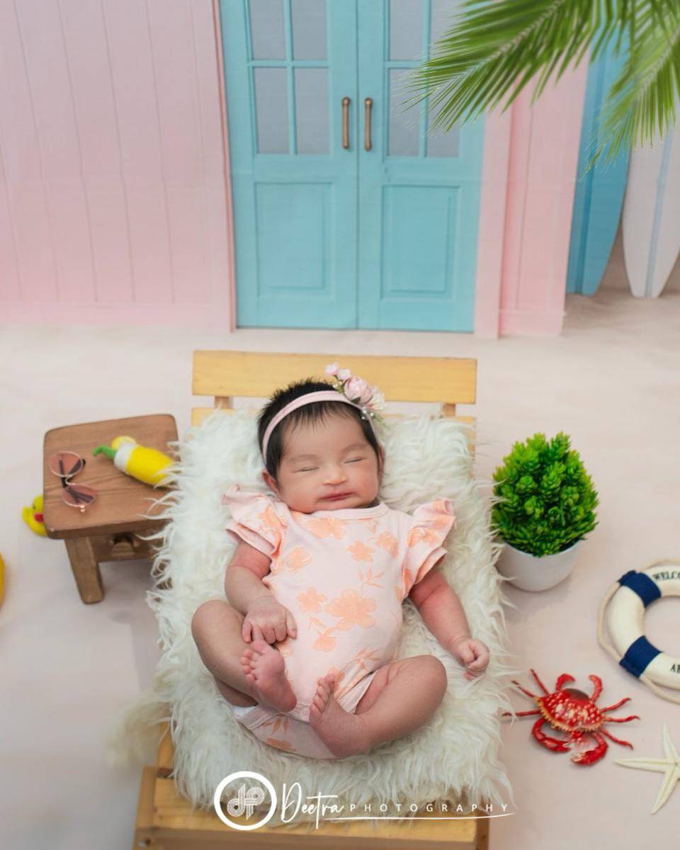 pemotretan newborn anak Siti Badriah (instagram.com/sitibadriahh)