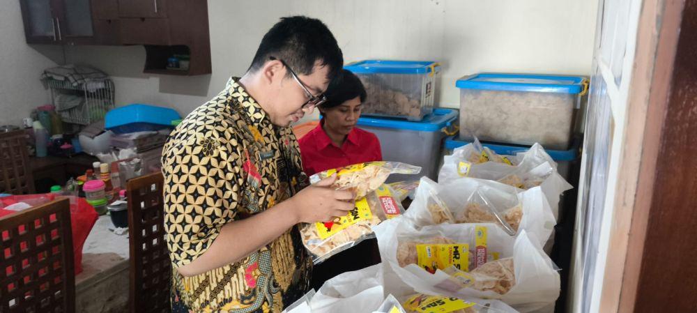 Pendampingan UMKM dari Pusat Usaha Layanan Terpadu (PLUT) Surakarta. (Dok/Humas Pemkot Solo)