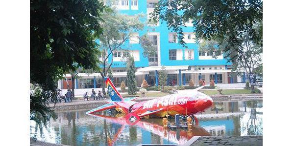 http://cdn.idntimes.com/content-images/post/old/91221-Esa1_facebookcom-universitasesaunggul.jpg