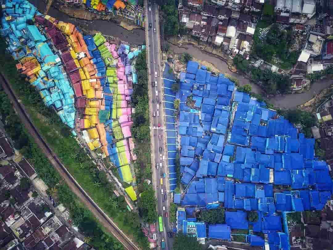 https://cdn.idntimes.com/content-images/post/20180228/alamat-kampung-biru-arema-malang-92b71cb0355b4cb3239f0ebb449800fb.jpg