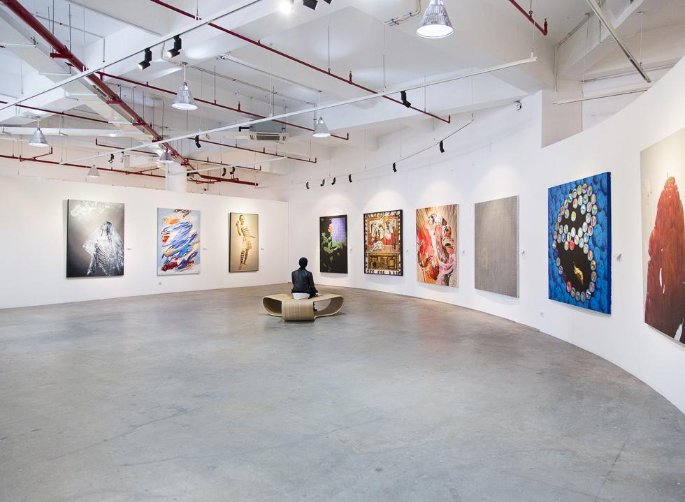 https://cdn.idntimes.com/content-images/post/20170602/art-1-art-gallery-jl-rajawali-4-715ca66caab659bb48cc77034baf4255.jpg