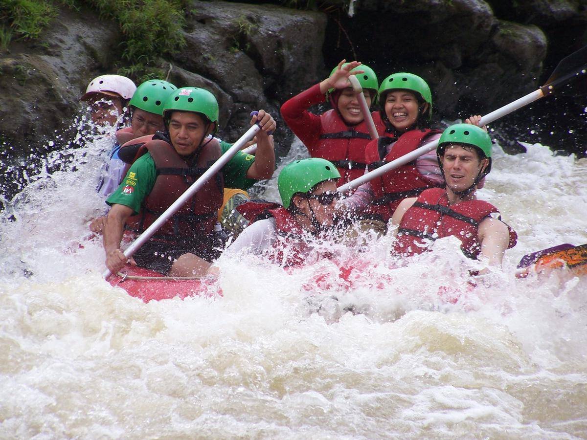 https://cdn.idntimes.com/content-images/post/20170713/arungjeram-5e655a6c882f503edd5e9772c9332962.jpg