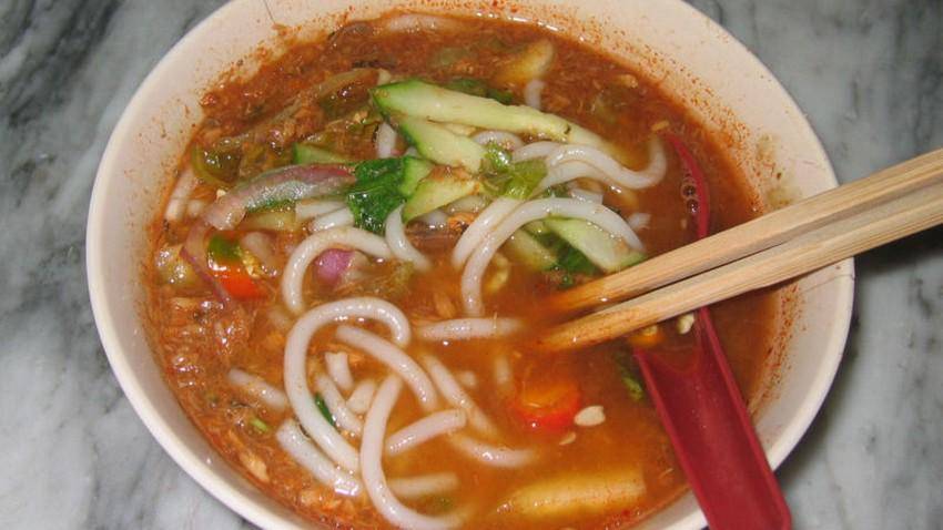 https://cdn.idntimes.com/content-images/post/20171017/ayam-laksa-db346657a97a1b4e83403bc1fa56aaa8.jpg