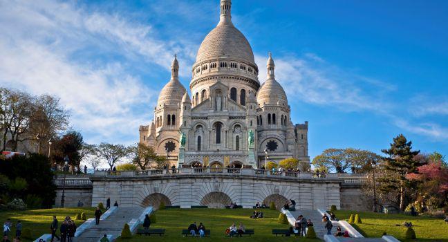 https://cdn.idntimes.com/content-images/post/20170714/basilica-of-sacrecoeur-montmartre-paris-france-main-52fa246a53dab08d11fd359560e2d65e.jpg