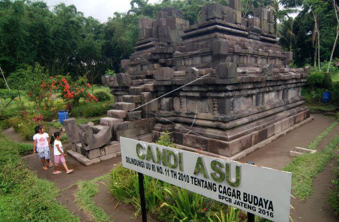https://cdn.idntimes.com/content-images/post/20180410/candi-asu-8153038eac0af6ec3970d778039522ff.jpg