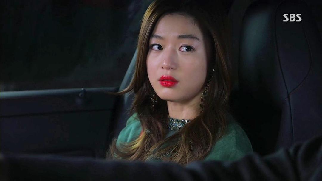 https://cdn.idntimes.com/content-images/post/20180103/cheon-song-yi-laneige-lipstick-4-ef5ac2675705f32d83f8760f7fc4afad.jpg