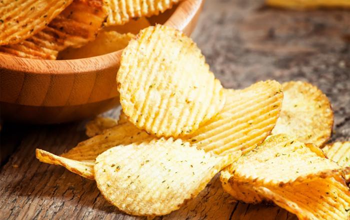 https://cdn.idntimes.com/content-images/post/20180323/chips-godis-diet-ffa5012cd72ef2ffd05a5dba97c3a27e.jpg