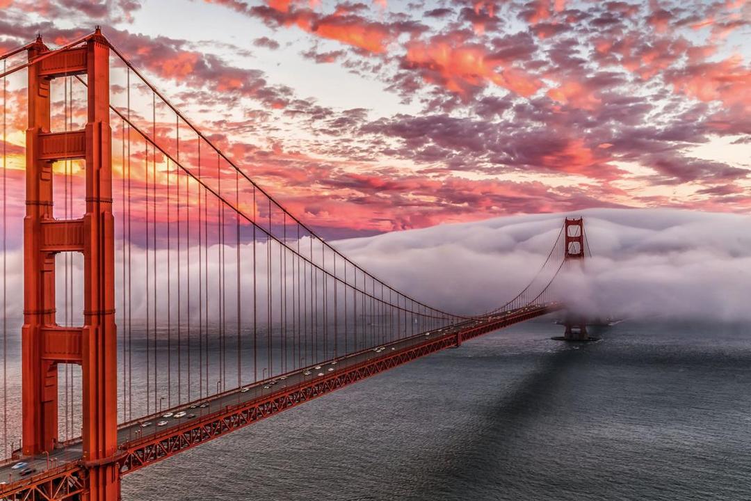 https://cdn.idntimes.com/content-images/post/20171025/cn-golden-gate-bridge-mem-170526-mn-56897804f2f96dc9ecc0fd5b82d7abaf.jpg