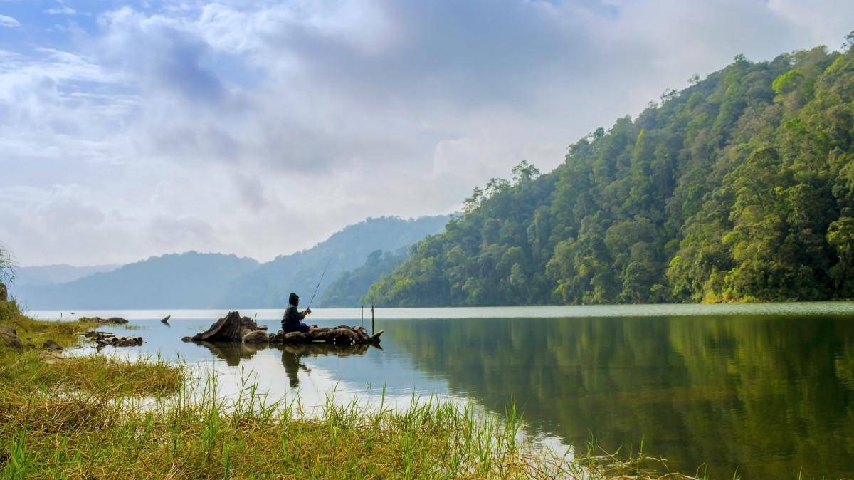 https://cdn.idntimes.com/content-images/post/20180330/danaulaukawar-02-eeba4877f79573c15c59a8963410c987.jpg
