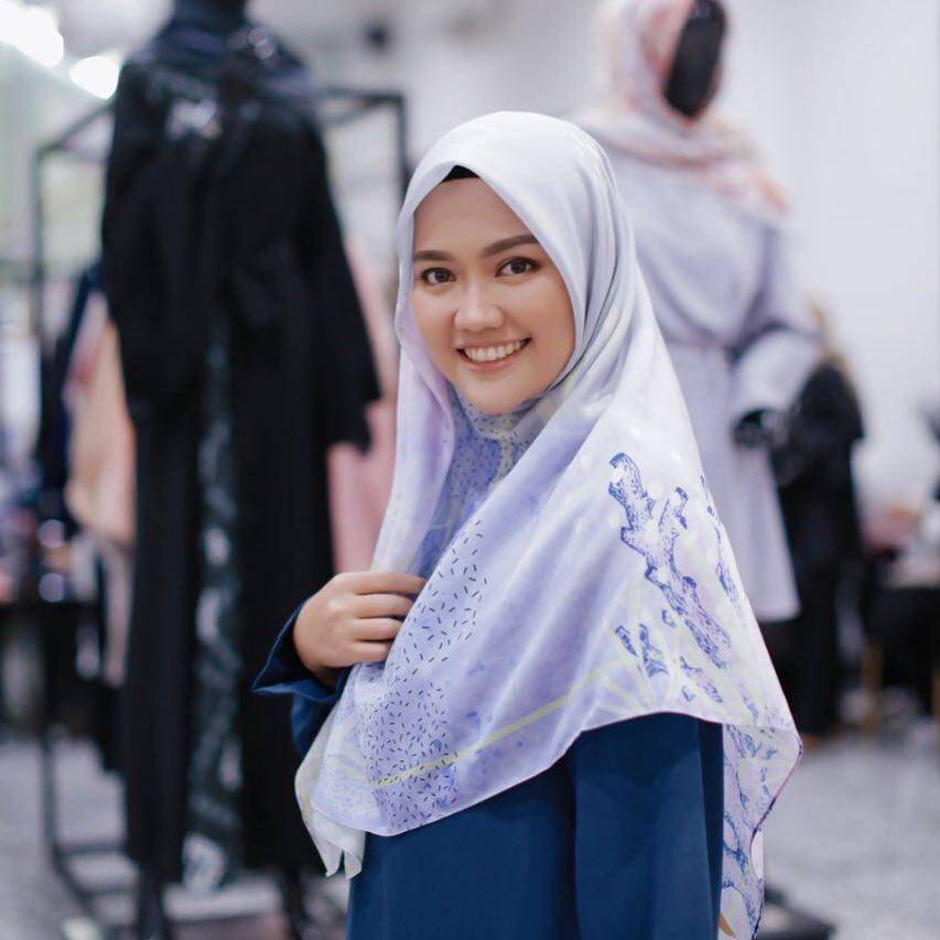 https://cdn.idntimes.com/content-images/post/20180420/diajeng2-49e3753f8e22ddec2448ae044ebd0fe1.jpg