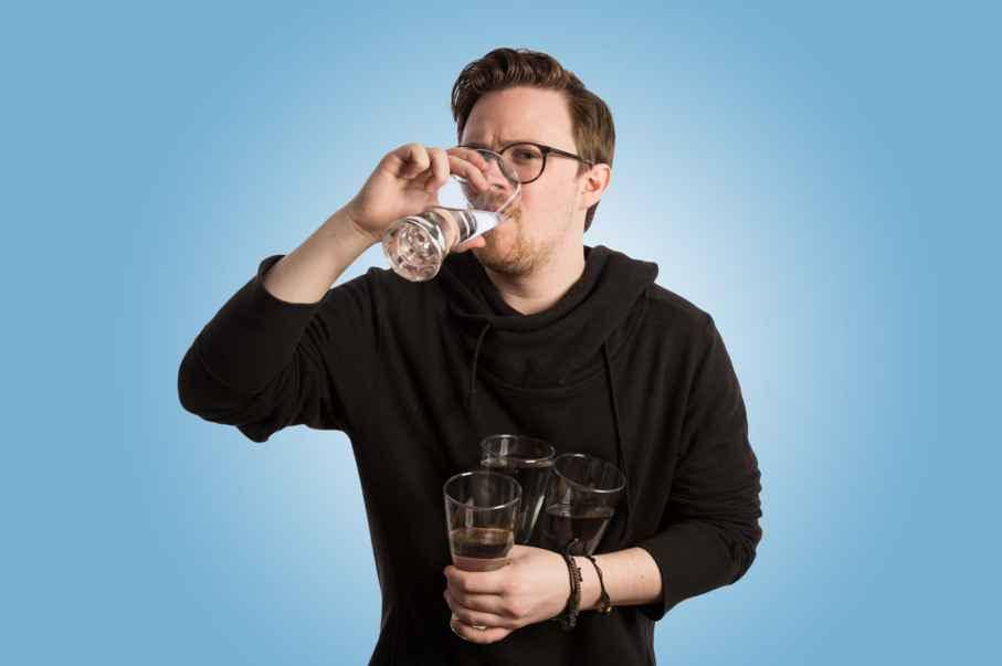 https://cdn.idntimes.com/content-images/post/20171029/drink5-35c28f954c187c098b3a20e4bbfa95fc.jpg