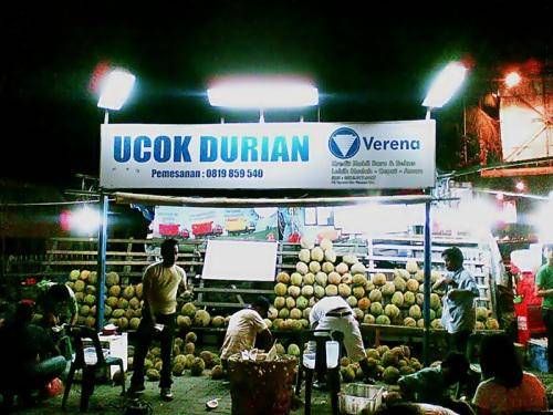 https://cdn.idntimes.com/content-images/post/20160905/durian-ucok-medan-cbc5955af5fabaa620b2c6e86e090120.jpg