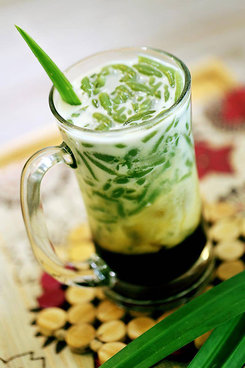 https://cdn.idntimes.com/content-images/post/20180125/es-cendol-ae77f299b502830a08c2416ad975edcb.jpg