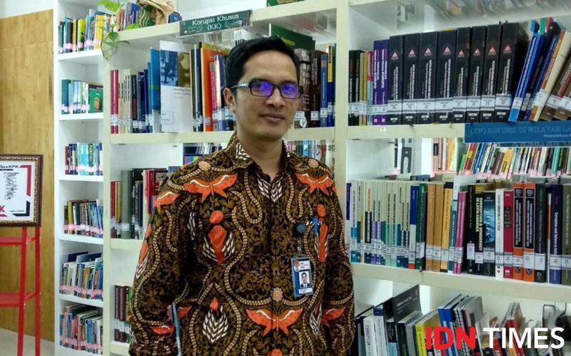 https://cdn.idntimes.com/content-images/post/20180326/febri-diansyah-2-b466c062ab6e6b92c0a3c629e51a0ae8.jpg