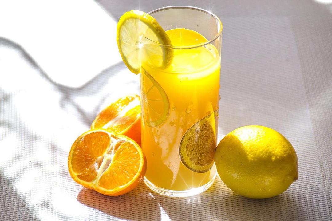 https://cdn.idntimes.com/content-images/post/20180107/fruit-juice-1332072-1280-206a9d17da23c5aa58489f4febfaa02d.jpg