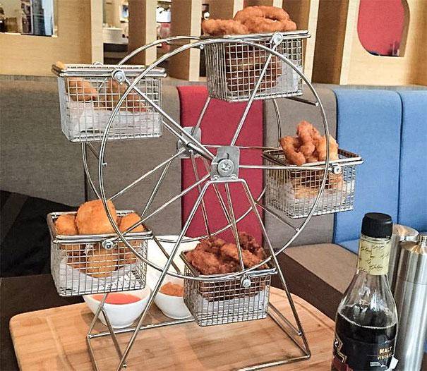 https://cdn.idntimes.com/content-images/post/20171101/funny-food-serving-restaurant-fails-43-595cd693b44b0-605-4ad3de9f0b44fc375a879f434de6e66f.jpg