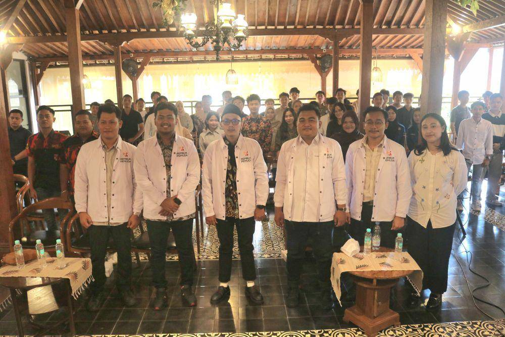 Rembuk Pemuda Jawa Tengah selenggarakan Seminar pendidikan yang mengusung tema “Pendidikan Tinggi Untuk Indonesia Emas 2045: Aktualisasi Perguruan Tinggi Melalui Pembudayaan Perilaku Yang Literat dan Responsif” pada Minggu, (25/5/2025). (dok Rembuk Pemuda Jateng)