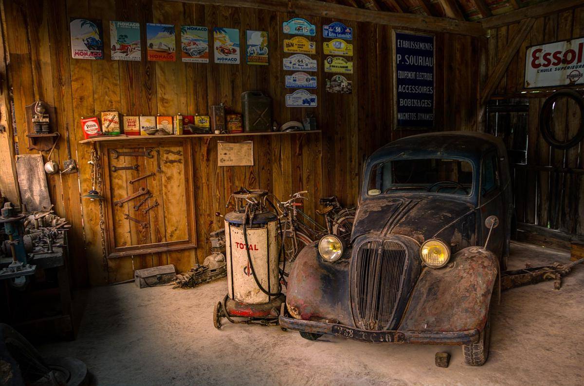 https://cdn.idntimes.com/content-images/post/20171221/garage-943249-1280-e5fa1240e743439db649054205d94377.jpg