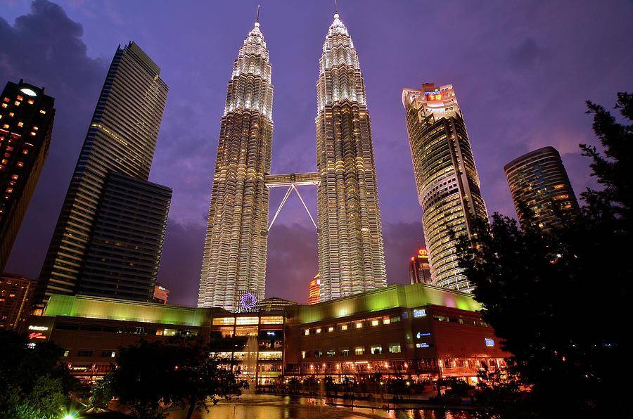 http://cdn.idntimes.com/content-images/post/20160723/gedung6-01f00a949361162daa70afe93c9c35af.jpg
