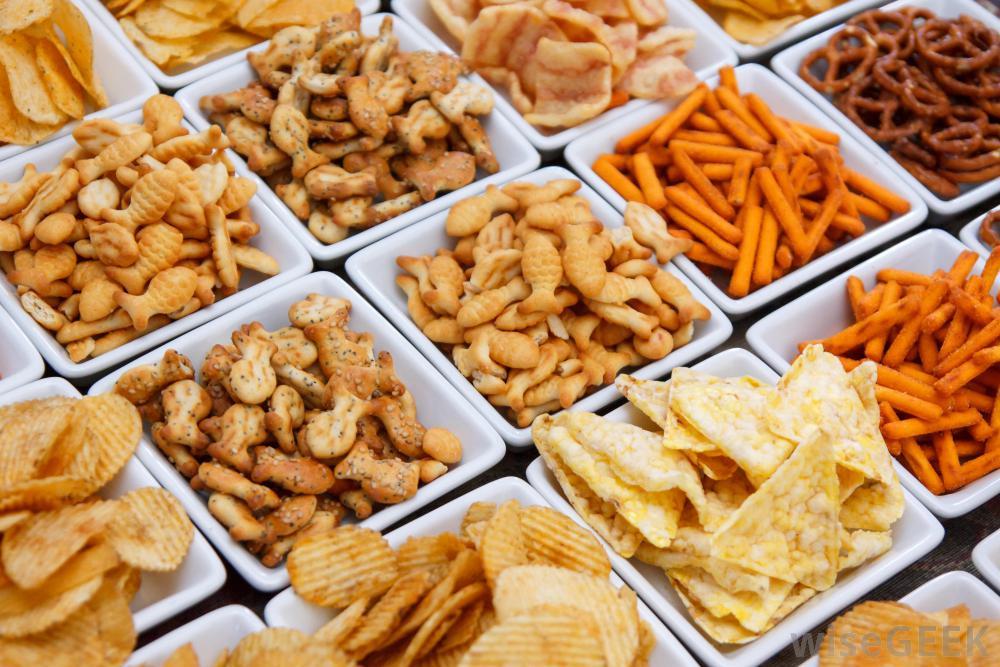 https://cdn.idntimes.com/content-images/post/20170719/group-of-salty-foods-in-white-bowls-1cad0f71da8c209bd2bbd0a6f3b2baf0.jpg