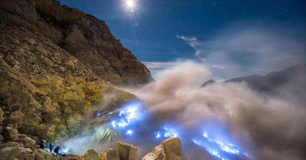 https://cdn.idntimes.com/content-images/post/20171128/gunung5-873351887263c5c036108645956bff55.jpg