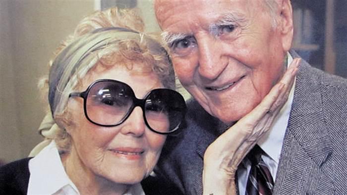 http://cdn.idntimes.com/content-images/post/20160822/helen-and-les-930d9d75ffc684b4e35db6fdeb927630.jpg