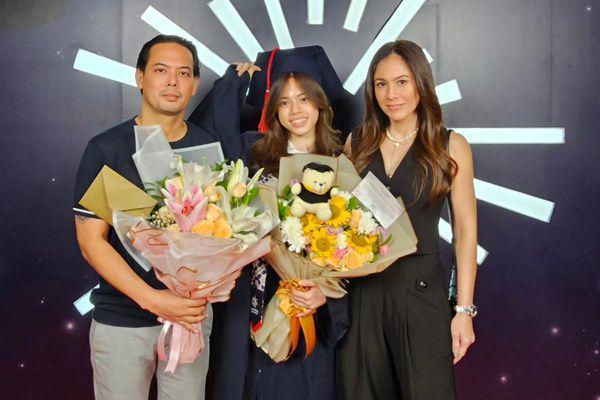 7 Potret London Anak Wulan Guritno Wisuda dari SMP, Siap Masuk SMA!