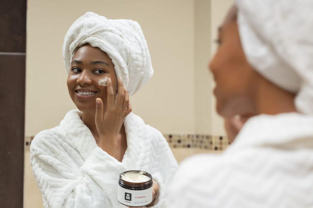 ilustrasi skincare routine (unsplash.com/Kaeme)