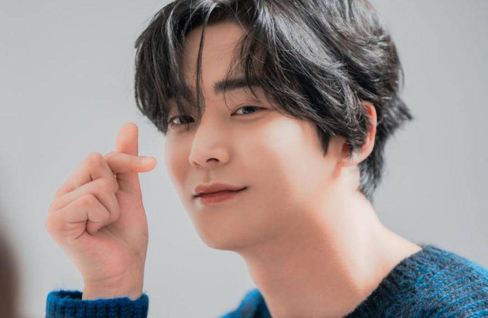 potret Rowoon (instagram.com/fnc_fishandcake)