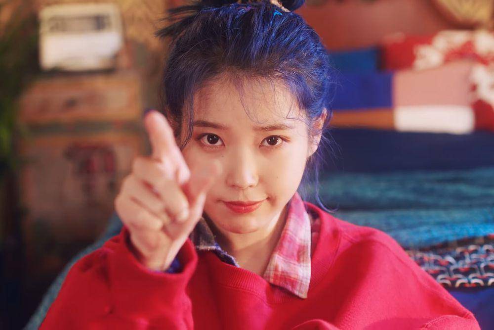 cuplikan MV Blueming milik IU (youtube.com/1theK)