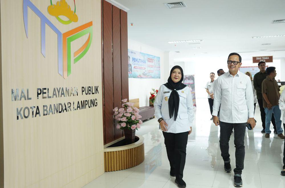 Kunjungan Wamendagri, Bima Arya ke Kantor Pemkot Bandar Lampung. (IDN Times/istimewa)