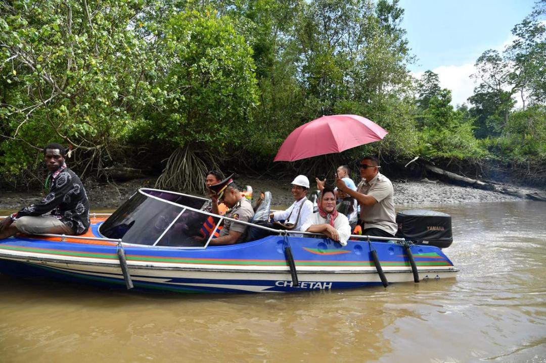 https://cdn.idntimes.com/content-images/post/20180414/jokowi-19-2dc5aa6f148008bae38124619bad1073.jpg