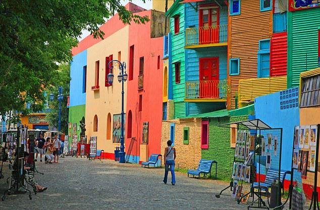 https://cdn.idntimes.com/content-images/post/20171027/la-boca-3f70946b139cd28559cb9a9ed4469ec7.jpg