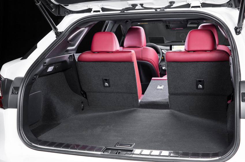 https://cdn.idntimes.com/content-images/post/20160919/lexus-a964e55b77e9e90c551a7a17bff723f4.jpg