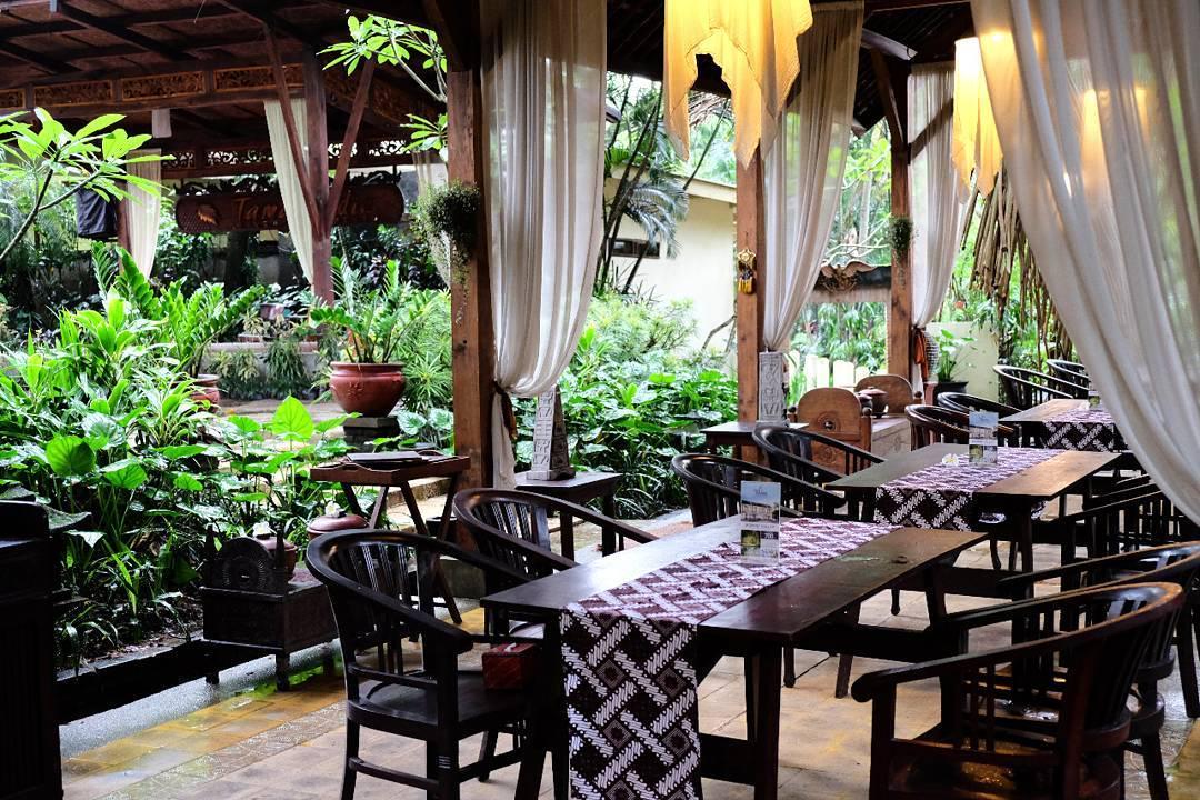https://cdn.idntimes.com/content-images/post/20180223/malang1-6a3a6bfa300c105bc69046162470b858.jpg