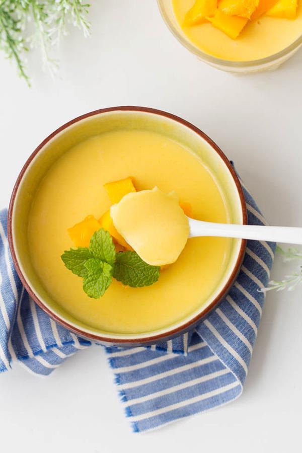https://cdn.idntimes.com/content-images/post/20170809/mango2-c676d6aafd473f999069bf0a9aa334f1.jpg