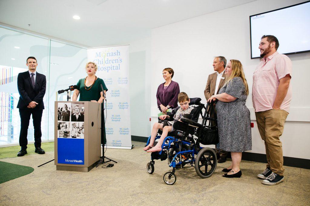 https://cdn.idntimes.com/content-images/post/20180409/medicinal-cannabis-announcement-1-1024x682-38754d6090a0ae8d768fca5f017a40a5.jpg