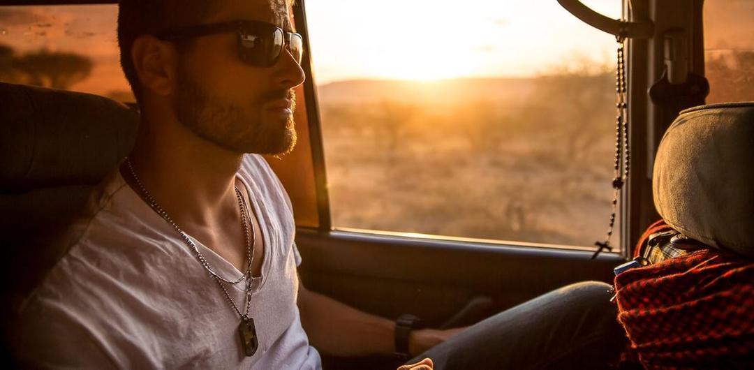 https://cdn.idntimes.com/content-images/post/20170612/naturally-attractive-man-e9affa75b16f189e3986d88e6dcc754b.jpg