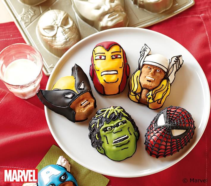 https://cdn.idntimes.com/content-images/post/20180427/nordic-ware-marvel-cakelet-pan-o-f6a17d41c6bd2af0b2eb321aa6b6b311.jpg